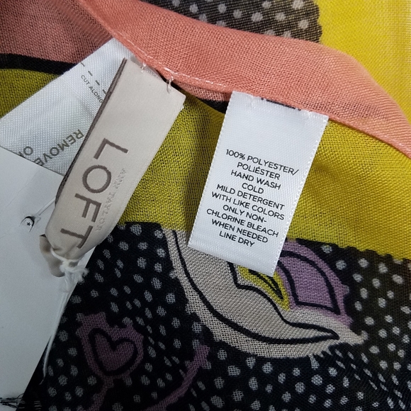 Loft The Long Scarf Tulip Heart Wrap - Picture 5 of 12